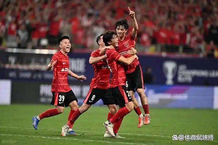 九游体育下载-赛地聚焦——荷甲加时末段热度飙升；休斯敦火箭防线松动；目标明确；身体对抗强度拉满